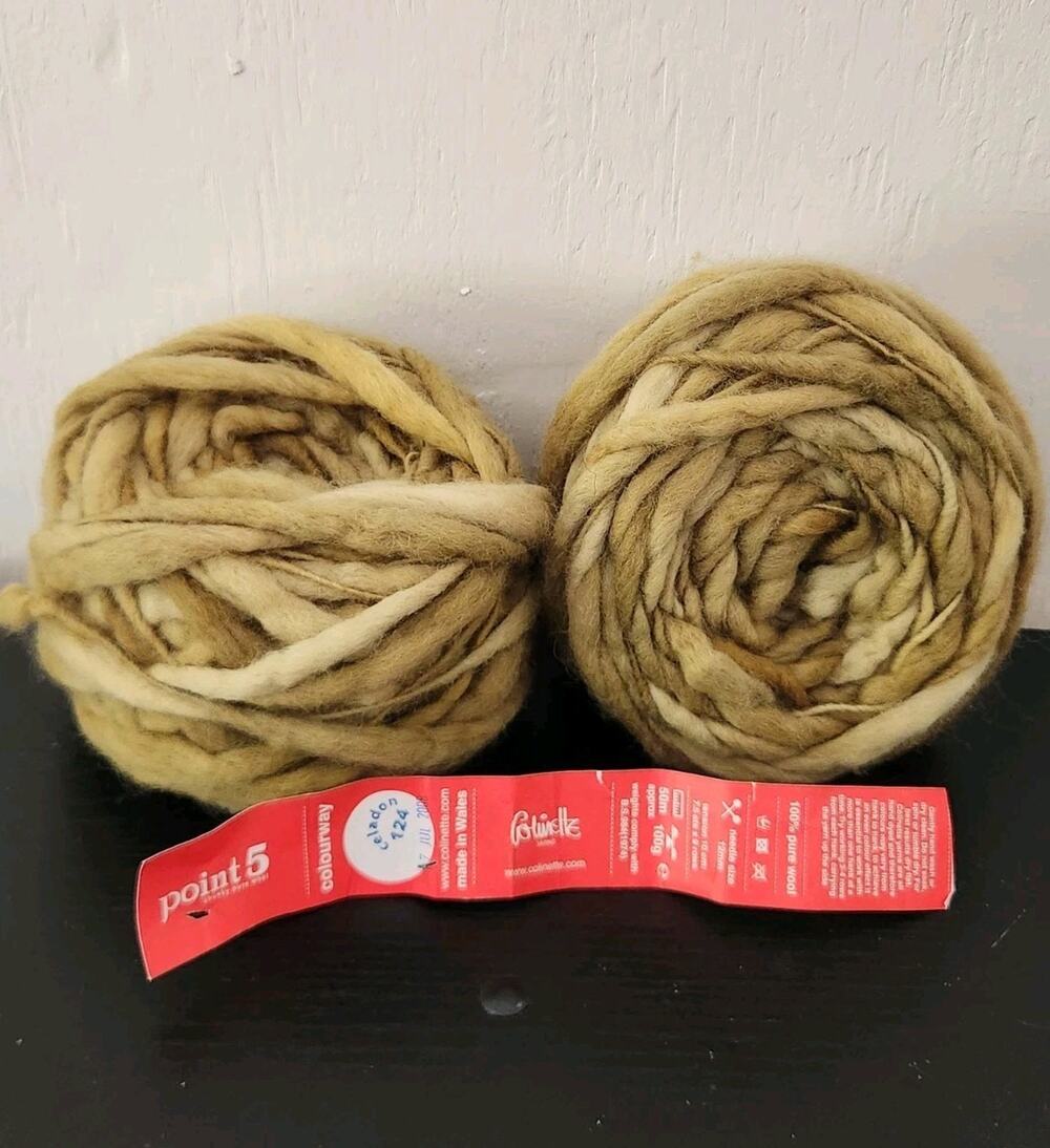 Colinette Point 5 Super Bulky Wool Yarn Lot 2 Cakes Caddon 7.1oz Thick Roving